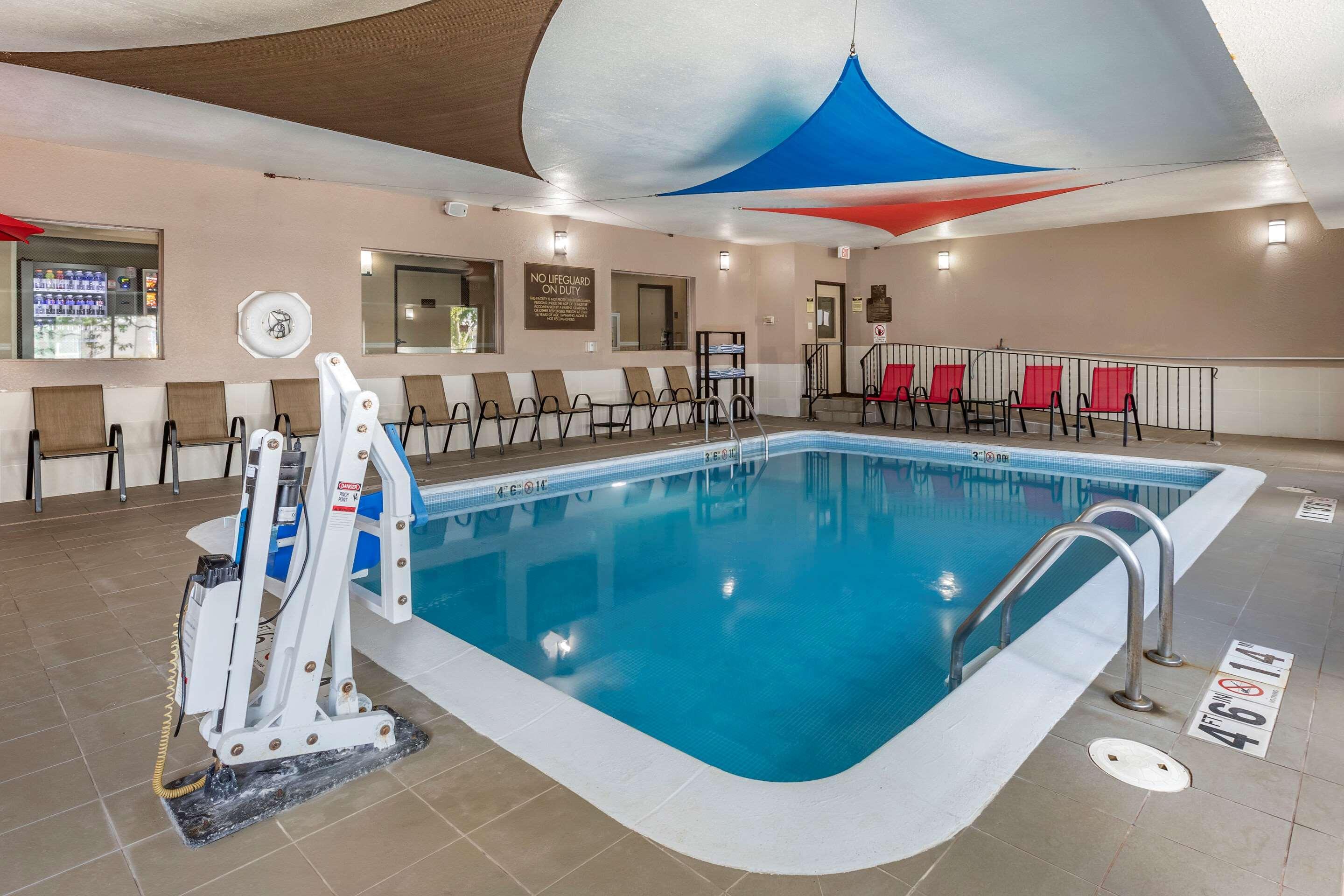 Comfort Inn Moline - Quad Cities Εξωτερικό φωτογραφία
